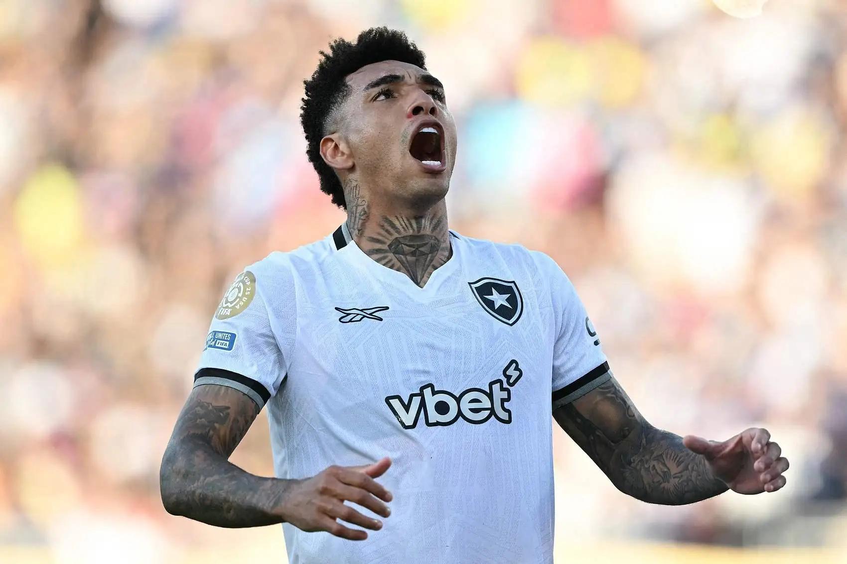 开云中国包含赛地聚焦：法甲国际比赛日热度飙升，埃因霍温止住颓势，引发热议，临场指挥获称赞的词条